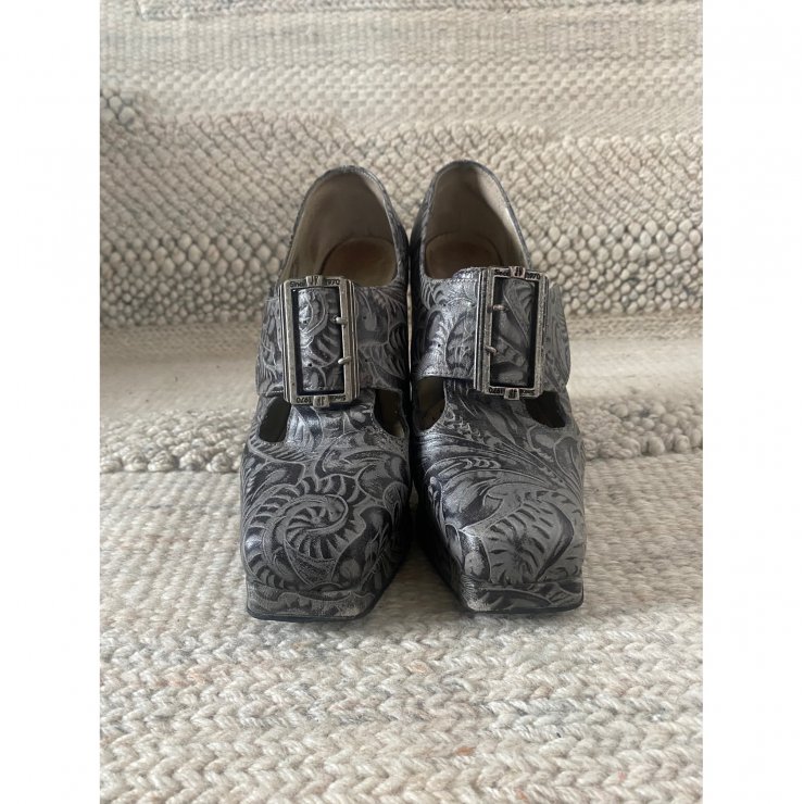 MUNSTER - ORIGINAL [GRAY EMBOSSED]